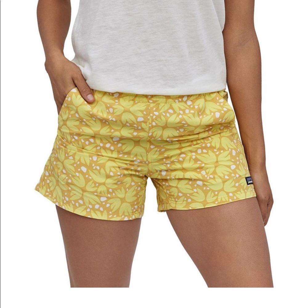 Patagonia Baggies Yellow Size M